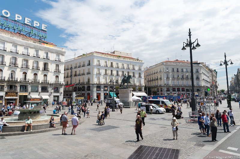 20160606_123523 D4S.jpg - The iconic Tio Pepe neon sign, has dominated the skyline of Madrid’s central square, La Puerta del Sol, since 1936 for all but 3 years